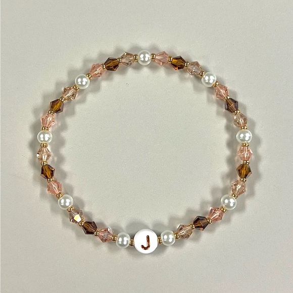 Gold Initial Bracelet - Picture 1 of 1